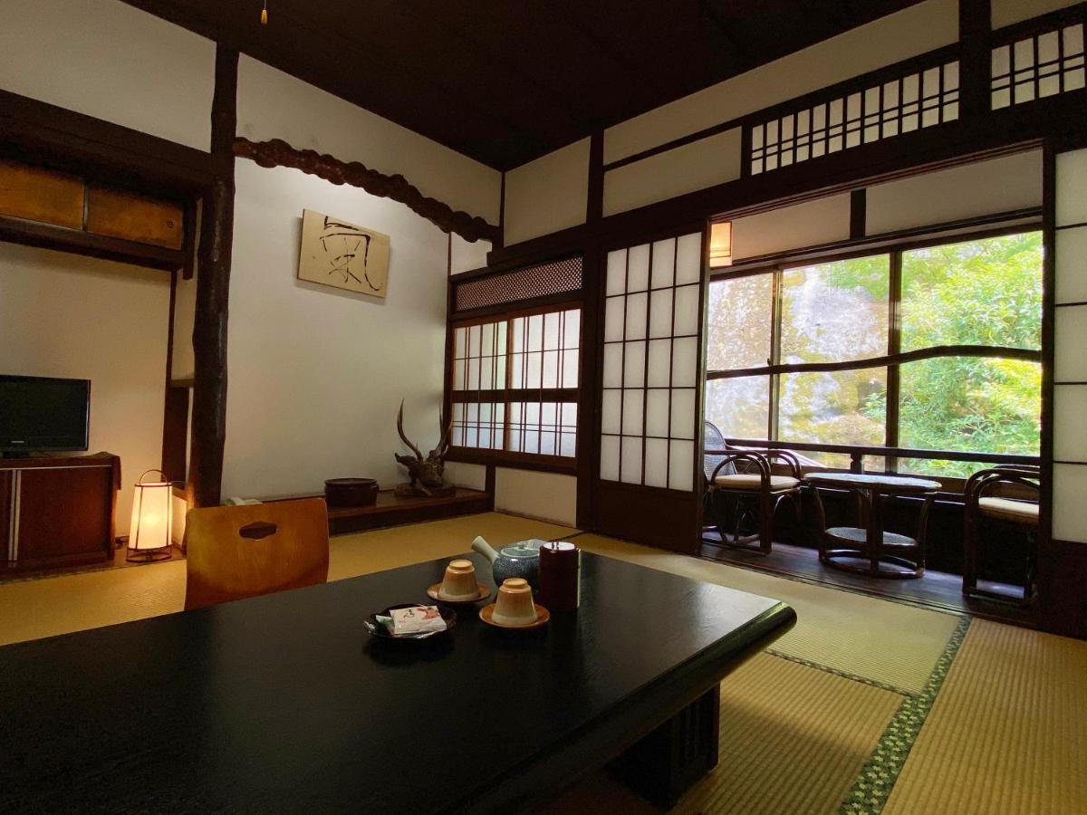 Ryoso Kawaguchi Hotel Hatsukaichi Exterior photo